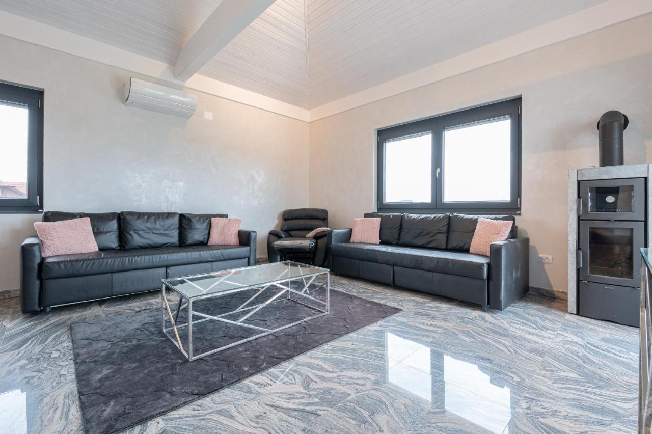 Apartmán Casa Fischer Ciheiu Exteriér fotografie